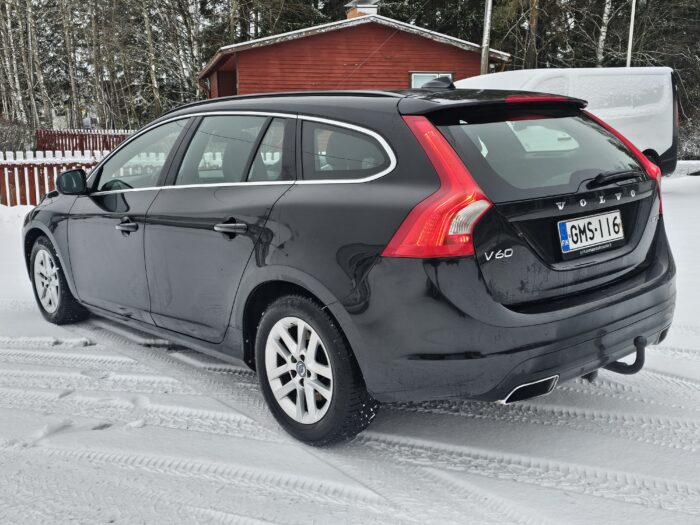 Volvo V60 - Image 2