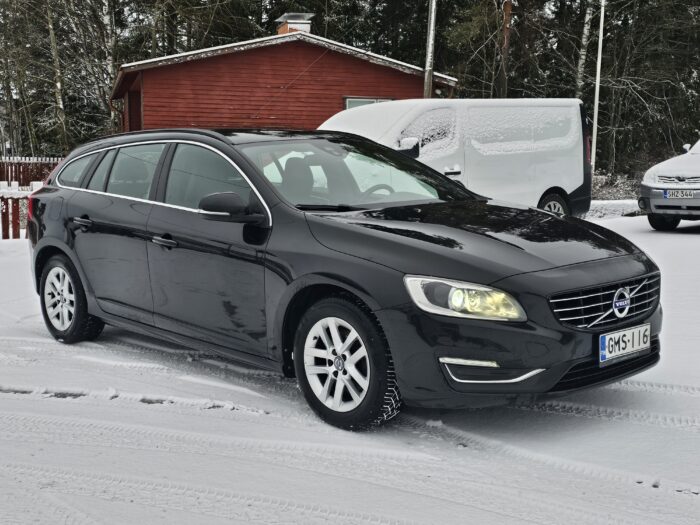 Volvo V60 - Image 4